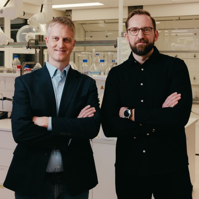 MetaboNet: A Scientific, Flexible, and Reliable Partner in Metabolomics and Small-Molecule Analysis