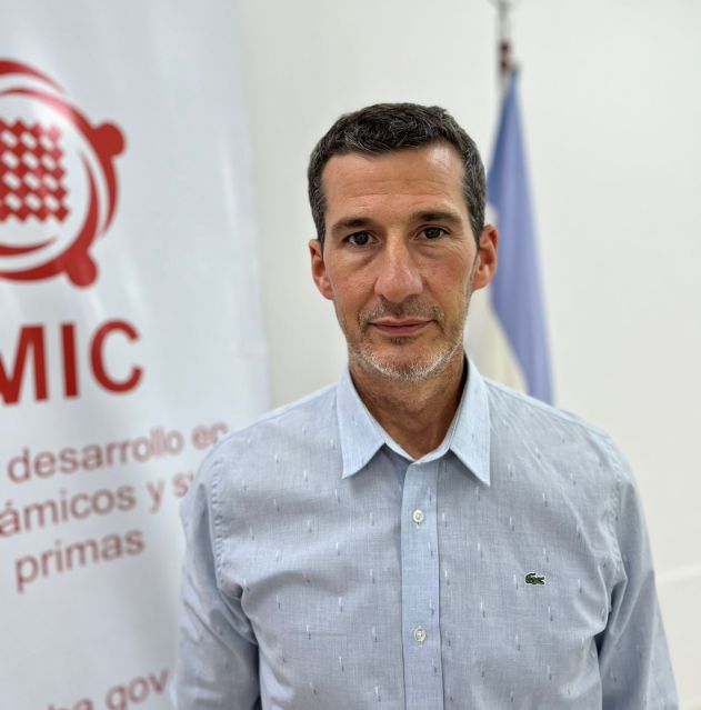 Gustavo Suarez, Universidad Nacional de La Plata, Argentina